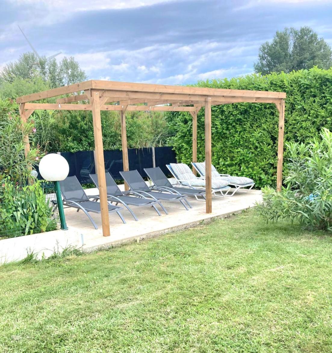 En Campagne, Confortable Le Pouzin Exterior photo