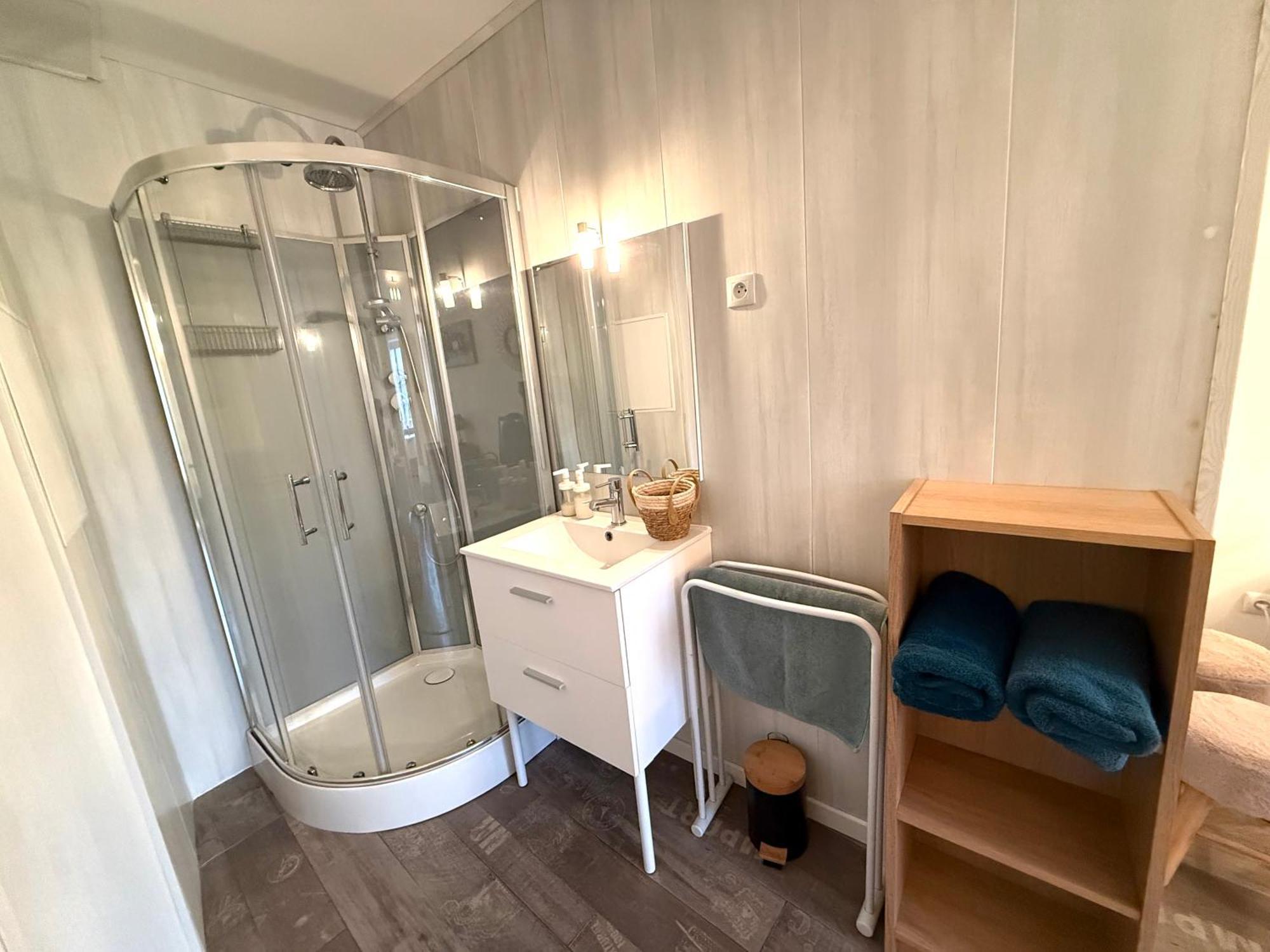 En Campagne, Confortable Le Pouzin Exterior photo