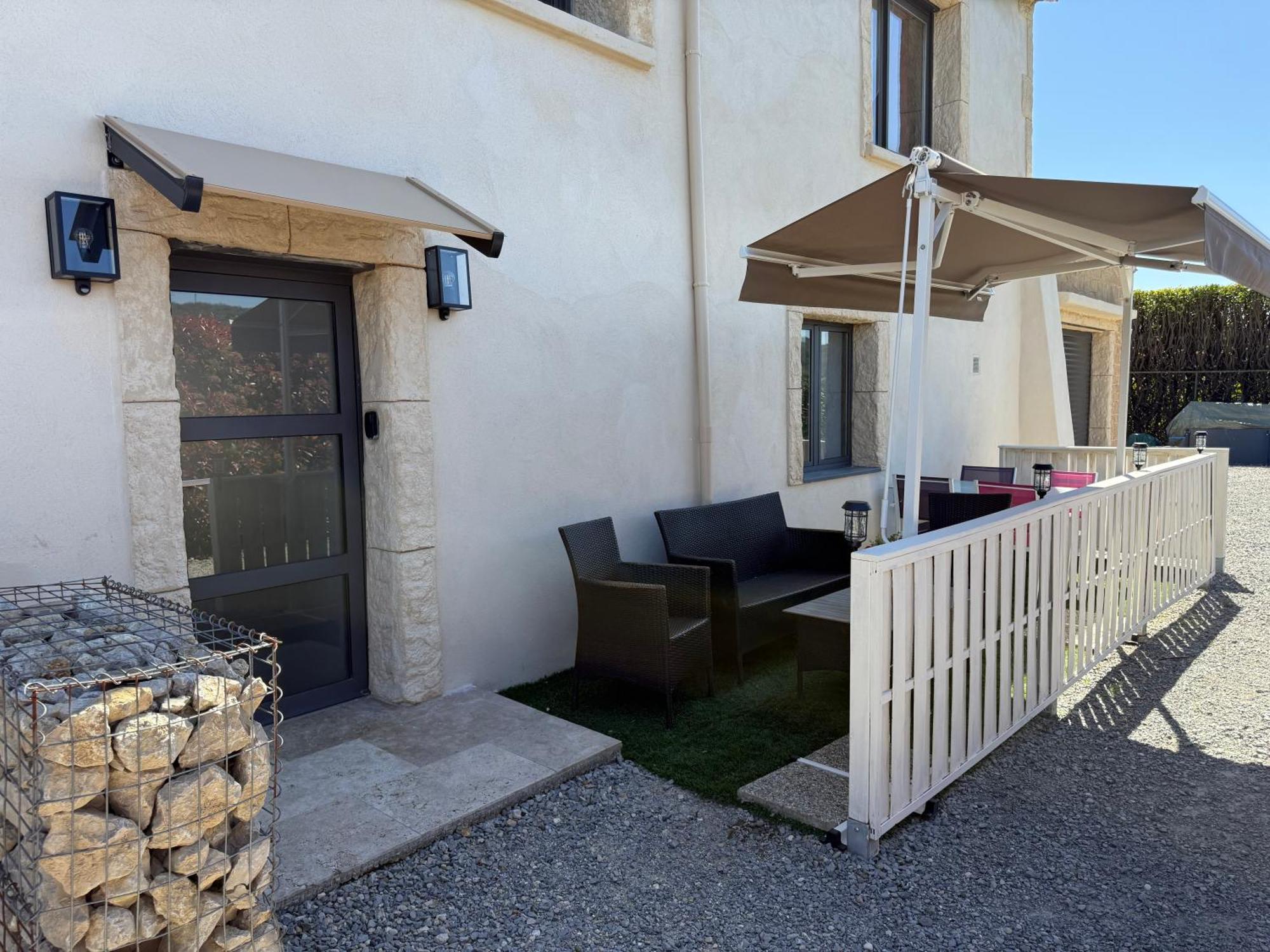 En Campagne, Confortable Le Pouzin Exterior photo